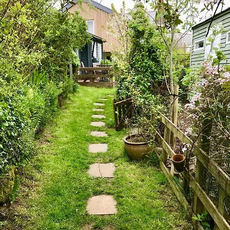 Glamping Shepherd's Hut Glamping St Dennis (Cornwall)